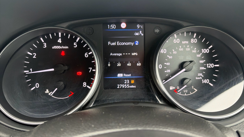 Nissan Qashqai 1.3 DiG-T N-Connecta 5dr Petrol Hatchback